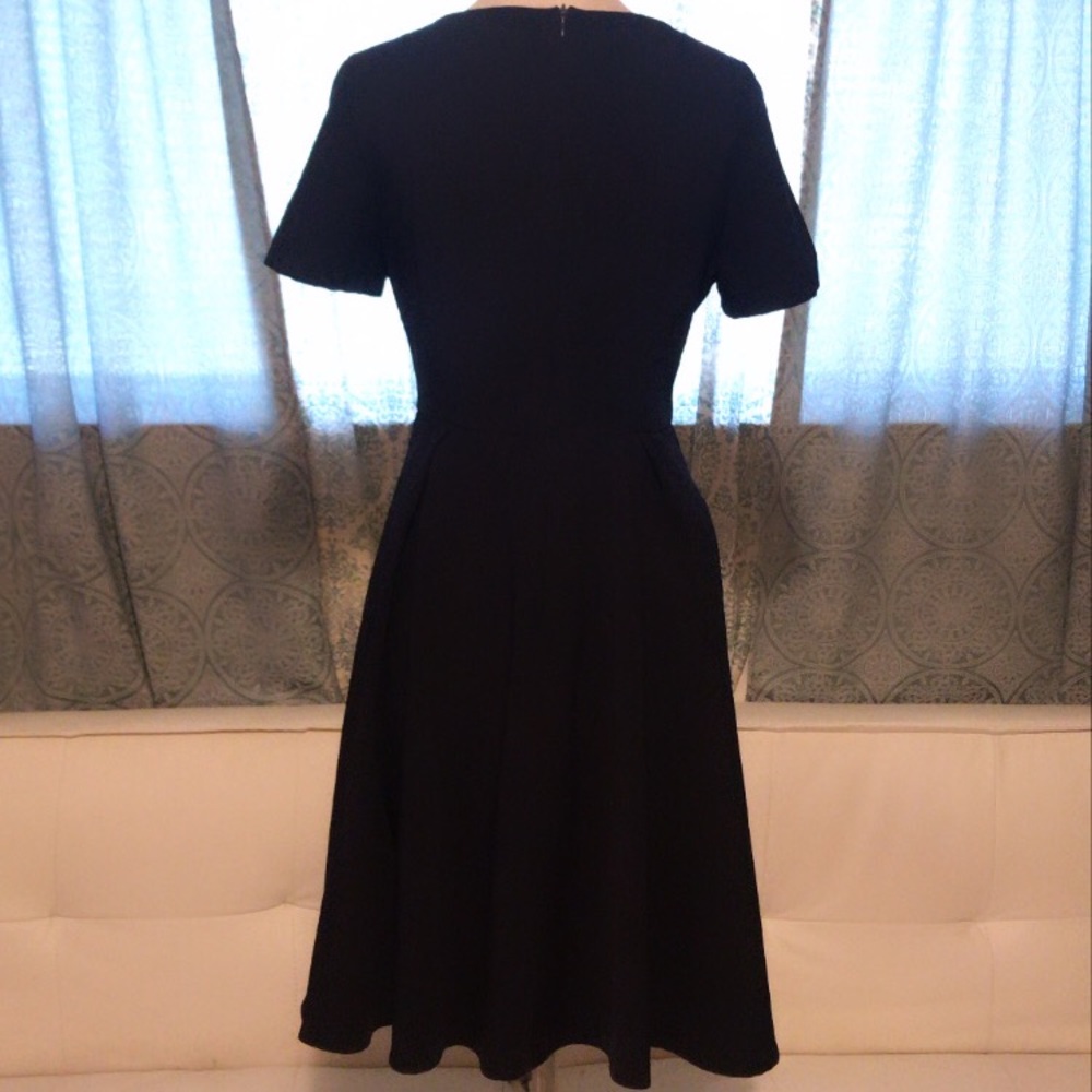 Cute! Midi Dress w/Icecream🍦 Embroiderey - Picture 4 of 4